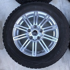 スタッドレスタイヤ 195/65r15 ノア、ヴォクシー