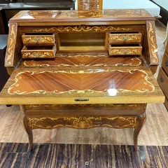 C1*207[ご来店頂いた方限定]ライティングビューロー