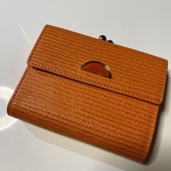✨ニナリッチ 二つ折り財布 牛皮 オレンジ 日本製 未使用保管品