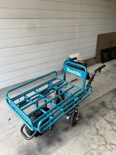 充電式運搬車 マキタ CU180D 最大積載量130kg 台車 電動 makita