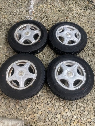 【更に値下げしました】冬タイヤ　ほぼ新品　ホイールセット