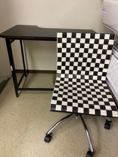 テーブル+椅子