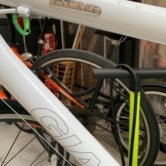 [GIANT]ESCAPE(ｴｽｹｰﾌﾟ)アルミ(S)24speedホワイト