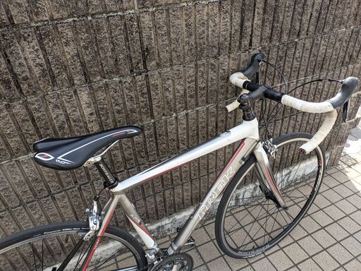 軽量8.5キロ】TREK トレックロードバイク カーボン