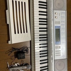 カシオ電子ピアノ　LK-207