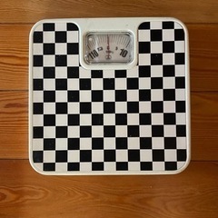 体重計🌈　①