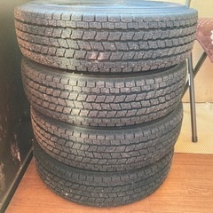 145/80-12軽トラ軽バン用バリ溝スタッドレス4本セット