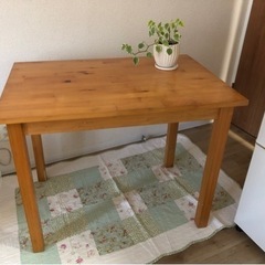 差し上げます⭐︎木製テーブル（1人〜2人サイズ）