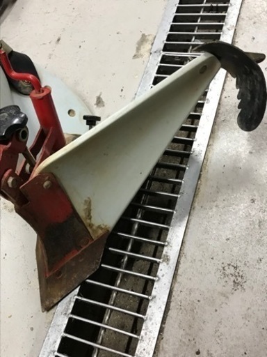 【中古】メーカー不明 耕運機 畝立て アタッチメント