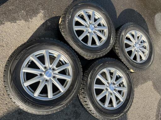 15インチスタッドレス4本セット ヴォクシー、ノア、エスクァイア