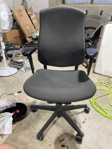 ハーマンミラー セラチェア Herman Miller Celle