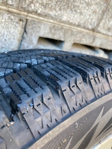 【Volvo V50用】スタッドレスタイヤ４本　ブリヂストン ブリザック VRX2Z ＋Volvo純正ホイル Volvo V50用】スタッドレスタイヤ4本 ブリヂストン ブリザック VRX2Z