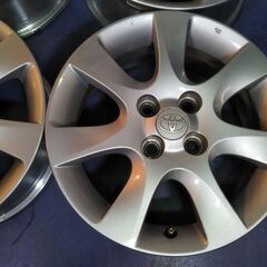 トヨタ純正 15インチ ダイハツ【富山】パッソ アクア ヴィッツ ルーミー カローラ フィールダー アクシオ シエンタ ｂB イスト プロボックス 中古4本