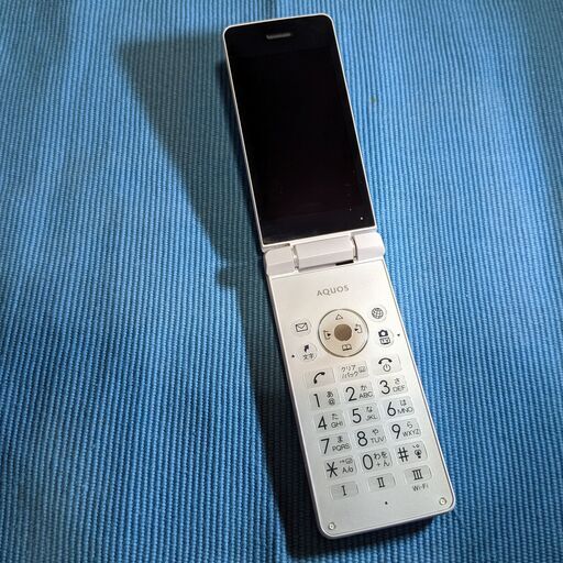 SoftBank 805SH AQUOS ケータイ 3 SoftBank 805SH AQUOS ケータイ 3