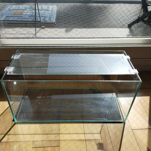 アクアリウム45cm スリム水槽 蓋 下敷き ミイ 八潮の家具の中古あげます 譲ります ジモティーで不用品の処分