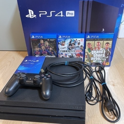 早めの取引希望!!美品!! PS4 pro 1TB ソフト3本セット