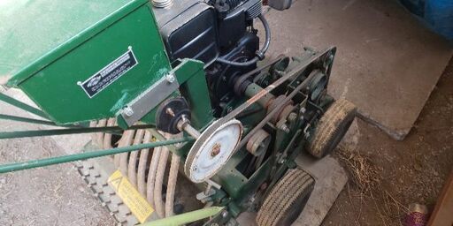 RYANオーバーシーダー(種まき機)