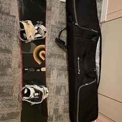 スノーボードの板とケース