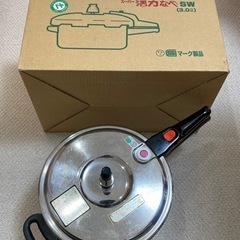 圧力鍋の老舗　ミカド MIKADO 容量5L 調理本付き
