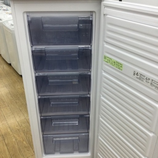 #N-44【ご来店頂ける方限定】SHARPの冷凍庫です