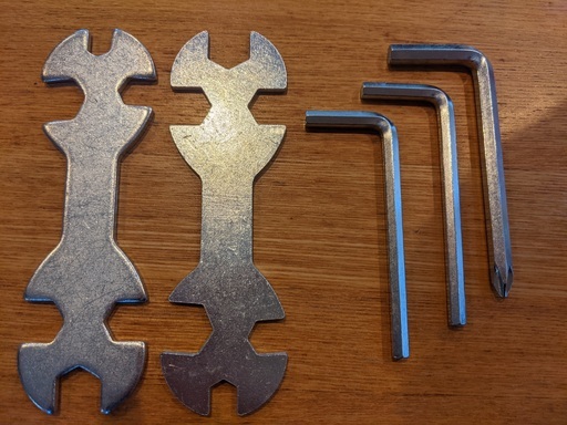 キッズ用品 へんしんバイクS ※（取引中）受付ストップしてます