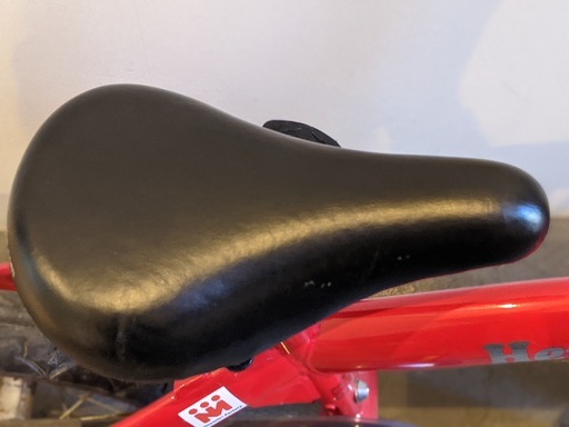 キッズ用品 へんしんバイクS ※（取引中）受付ストップしてます