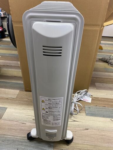 DeLonghi オイルラジエターヒーター サーマルカットフィン8枚 3?8畳用