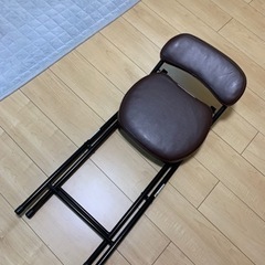 ニトリ　折りたたみ椅子