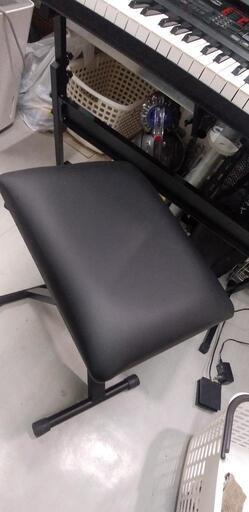 Rockjam Rj561 電子キーボード 61鍵 初心者セット61鍵 初心者セット スタンド 椅子 サステインペダル 0音色 30曲内 ストーリー 宜野湾の電子楽器の中古あげます 譲ります ジモティーで不用品の処分