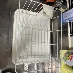 水切りカゴ　食器類