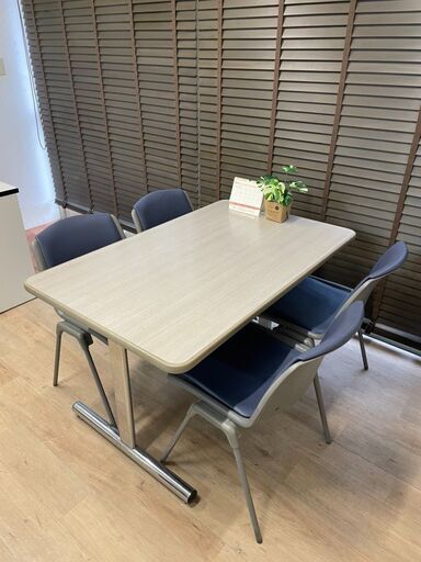 【中古】オフィス　商談用テーブルセット