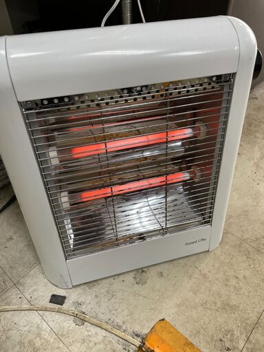 電気ストーブ　No.10501　フィフティ　2017年製　FL-800YD　前面パネル錆の為、お買い得価格【リサイクルショップどりーむ荒田店】
