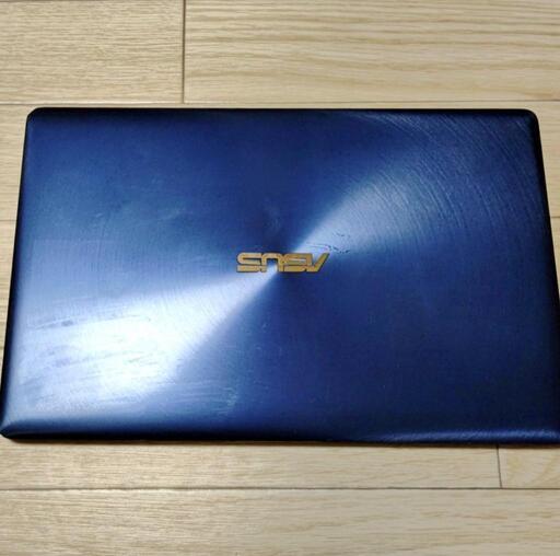 ASUS ZenBook 3 UX390Uロイヤルブルー
