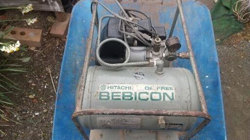 決まりました エア コンプレッサー 日立 HITACHI