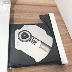 お姫さまみたいなダイヤモンドカットのSSDのノートパソコン