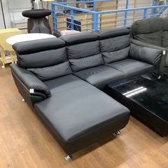 カウチソファー ブラック 合皮 売場展開中！！！