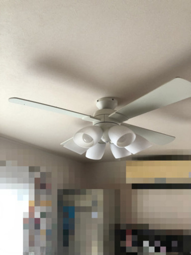 照明器具　ファン付き　白