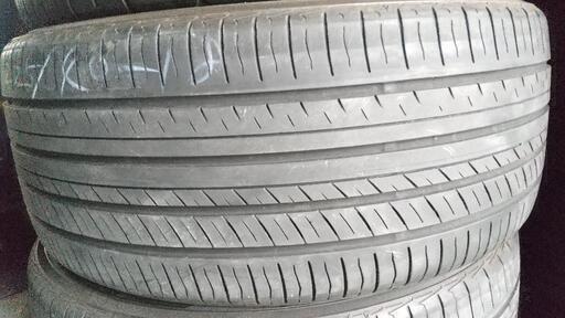 225/40R18 中古タイヤ