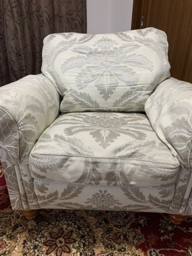 大塚家具　デュレスタ　1人掛け高級ソファ　定価618000円