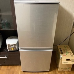 全定格内容量137L冷蔵庫　貰っていただけると嬉しいです