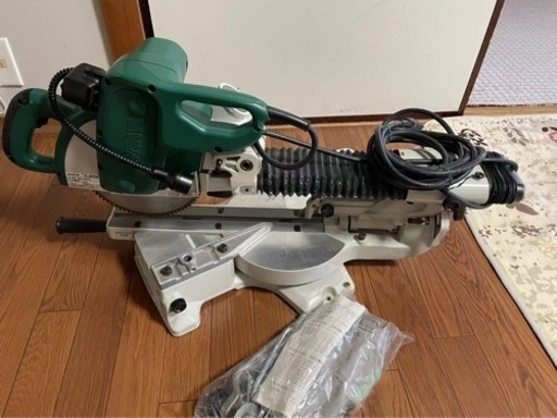 [取引中]電動工具 HITACHI C8FSB 卓上スライド 丸ノコ 216mm 丸ノコ 切断機 大工道具 造作 DIY 木材加工