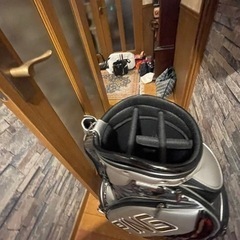 pingのキャディーバッグです。