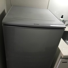 冷蔵庫137L 2016年製