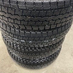 ?スタッドレスタイヤ 4本セット ほぼ新品 145Rー12 6PR ダンロップ 