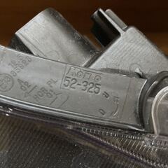 MXPB10 MXPJ10 15 LED ヤリス クロス ヘッド ライト ランプ レンズ KOITO 52-325 右