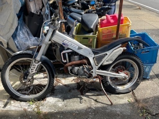 トライアルバイク BETA B4？ 不動車 絶版車 部品取り