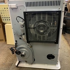 美品　サンポット FF式ストーブ FF-4210TL 2018年製 灯油 木造11畳 コンクリート18畳サンポット