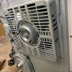 美品　サンポット FF式ストーブ FF-4210TL 2018年製 灯油 木造11畳 コンクリート18畳サンポット