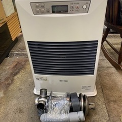 美品　サンポット FF式ストーブ FF-4210TL 2018年製 灯油 木造11畳 コンクリート18畳サンポット