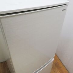 【京都市内方面配達無料】SHARP 2019年製 冷蔵庫 下冷凍 自動霜取 JL22 京都市内方面配達無料】SHARP 2019年製 冷蔵庫 下冷凍 自動霜取